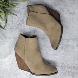 Very Volatile | Tan Suede 4" Heeled Booties Size 7.5